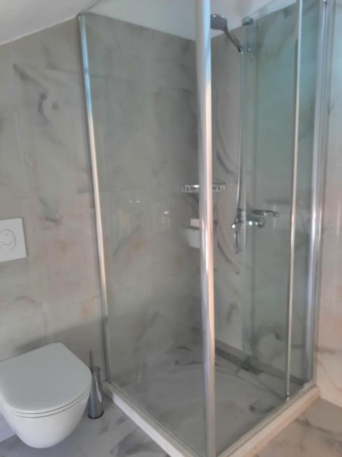 Guesthouse "Pelivani" Berat Buitenkant foto