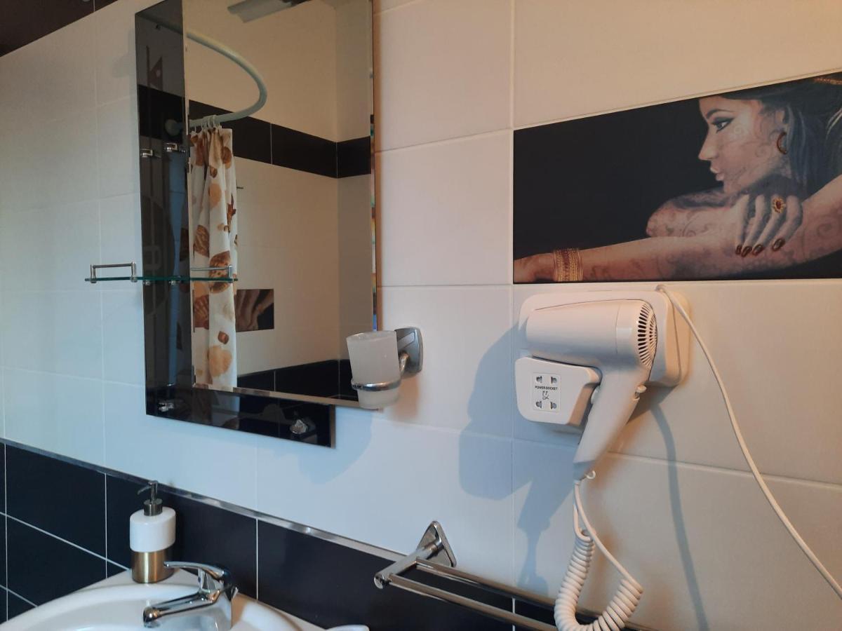 Guesthouse "Pelivani" Berat Buitenkant foto